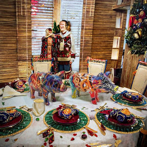 Statut d'ornement de cochon en résine colorée pour décoration d'entrée d'armoire à vin idée de cadeau de Noël transfrontalier - Product Image 3