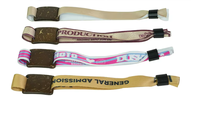 Bracelets NFC RFID ajustables en coquille de noix de coco imperméables personnalisés 13,56 MHz avec puces NTAG213/215/216 pour hôtels et grands événements