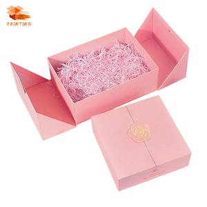 <span class=keywords><strong>Caja</strong></span> de Regalo de Perfume de Lujo Personalizada con Laminado Mate y Papel Dorado, Cajas Rígidas de Materiales Reciclados para Mujer - Product Image 2