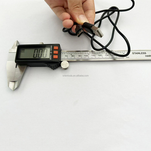 Calibro Elettronico Ricaricabile da 150mm 6 Pollici 0.02mm con Ampio Schermo LCD - Product Image 4
