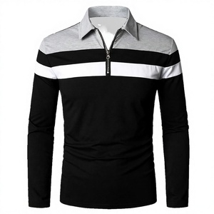 Chemise homme gris clair à manches courtes infroissable avec rayures blanches contrastantes sur la poitrine et les manches, patte de boutonnage à 3 boutons, coupe décontractée, en maille - Product Image 1