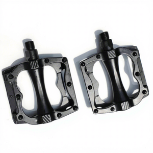 Pedales de Bicicleta de Aleación de Aluminio Negros para Bicicleta de Montaña, con Doble Rodamiento de Bolas y Eje de Acero, Duraderos - Product Image 1