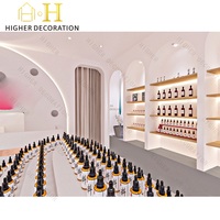Vitrine à parfum personnalisée Parfumerie design pour intérieur de magasin de détail Construction élégante en verre et en métal