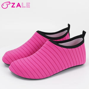 गैर-पर्ची आउटडोर समुद्र तट तैरने पानी की त्वचा जूते कारखाने थोक कस्टम लोगो सभी-इलाके नंगे त्वरित-शुष्क एक्वा मोसा मोजे पर आसान/बंद - Product Image 4