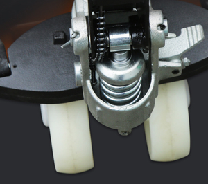 Transpaleta Manual con Altura de Horquilla de 120 mm, Ruedas de Nylon, Uso en Interiores, 1 Año de Garantía para la Industria de Alimentos y Bebidas - Product Image 3