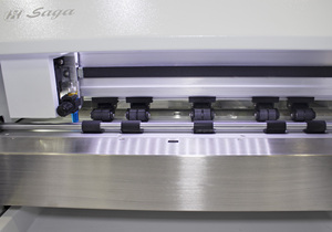 Coupe-autocollants à alimentation automatique, découpe de stickers, coupe de feuilles, avec CCD, 330 mm - Product Image 6