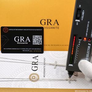 Collar con Colgante de Cruz de Plata de Ley 925 con Diamantes Moissanite, Elegante, Sencillo y Minimalista para Mujer, Mamá, Dama, Moda Navideña - Product Image 3