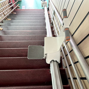 Ascenseur d'<span class=keywords><strong>escalier</strong></span> pour usage domestique-Conception de rail droit compact, opération de télécommande silencieuse, <span class=keywords><strong>installation</strong></span> facile - Product Image 4