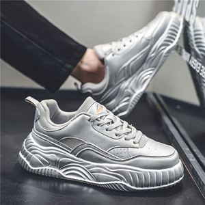 Chaussures de sport pour homme, baskets à lacets, rehaussantes, en PU, confortables, personnalisées, décontractées, pour la marche - Product Image 3