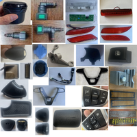 Parti in Plastica per Interni ed Esterni di Auto Russe Lada, Inclusi Emblemi, Coperture Fari, Pomelli del Cambio e Simili.