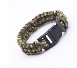 Pulsera Tejida de Cuerda de Paracaídas de Nylon de Siete Hilos Simple - Diseño Creativo Promocional Hecho a Mano para Supervivencia de Emergencia al Aire Libre - Product Image 3