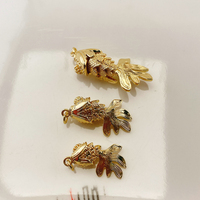 Breloques en laiton plaqué or 18 carats en forme de poisson, avec zircon, différentes tailles, cadeau unisexe