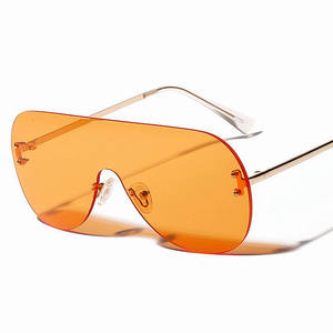 Gafas de Sol de Moda 2019, Estilo Vintage para Mujer, Montura Grande, Lentes de una Pieza, Color Rojo, Montura Extra Grande sin Aro - Product Image 4