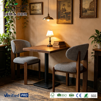 Chaise de salle à manger en bois massif confortable de qualité supérieure MYUZ OEM 2026, dossier rembourré en tissu de style mi-siècle pour la maison et les hôtels