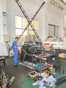 Tappatrice automatica di riempimento della cartuccia del sigillante siliconico di vendita calda - Product Image 6