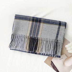 Nuevo Bufanda de Moda para Adultos, Otoño Invierno, Diseño a Cuadros, Logotipo Personalizado, Bufanda Larga y Gruesa con Borlas para Mujer, Bufandas Cálidas para Mujer - Product Image 5