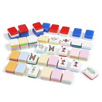 Table de Mahjong Moderne Écologique Durable Portable à 4 Niveaux avec Motifs Personnalisés en Acrylique pour la Maison et les Loisirs