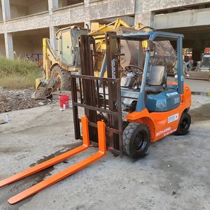 Nouveau chariot élévateur diesel TCM 3 tonnes du Japon avec hauteur de levage de 3m-6m pour usage extérieur, idéal pour les ateliers de réparation de machines et la vente au détail - Product Image 5