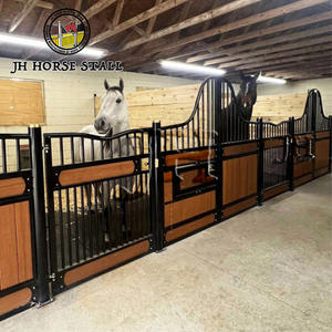 แผงหน้าคอกม้าแบบมีประตูบานพับ ทำจากไม้ไผ่ ใช้กับคอกม้าที่นิยมในยุโรป พร้อมมุ้งลวดด้านนอก - Product Image 3