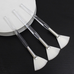 Custom Glow Oil Original <span class=keywords><strong>Essence</strong></span> Beauty Facial Highlighter Single Soft Makeup Fan Brushes - Product Image 3