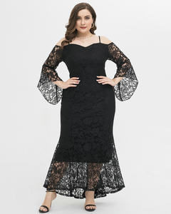 Abito <span class=keywords><strong>da</strong></span> <span class=keywords><strong>Sera</strong></span> Lungo in Pizzo Nero Taglie Forti con Spalle Scoperte e Maniche a Campana di Alta Qualità - Product Image 2