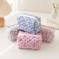 Trousse de Toilette Florale Portable Grande Capacité Mignonne en Polyester – Sac de Rangement Essentiel pour Voyage – Pochette Cosmétique Indispensable