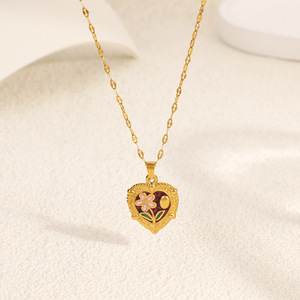 Collar geométrico de resina con cuentas en forma de corazón, chapado en oro de 18k, engaste de bisel, joyería de moda para otoño/invierno, cadena para clavícula, origen Yiwu - Product Image 2