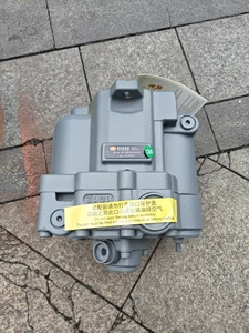 Pieza de repuesto para excavadora Hitachi ZAX55, bomba principal hidráulica, PVK2B505-N4554C - Product Image 2