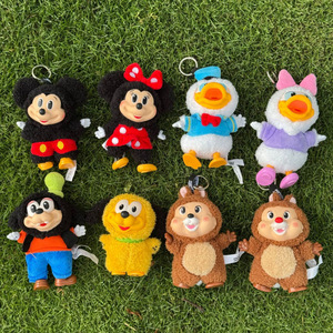 Новая серия Popmart Blind Box: Милые фигурки семьи Микки Мауса, плюшевые игрушки-брелоки, мультяшные куклы, таинственные коробки - Product Image 3