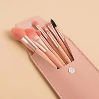 Trousse de Pinceaux de Maquillage de Voyage Professionnels 8 Pièces en Poils Synthétiques pour Fond de Teint, Poudre et Cosmétiques, Mini Ensemble avec Pochette
