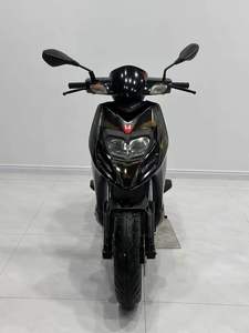 <span class=keywords><strong>Piaggio</strong></span> Typhoon SR MOTA RD150 Premium - Modello Originale con Finitura Verniciatura Originale, Motore 150cc, Velocità Massima >80km/h, Prodotto in Cina - Product Image 2