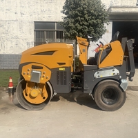 Compacteur à roues pneumatiques vibrantes à double tambour Storike ST4500C de 4 tonnes et 2 tonnes avec une efficacité opérationnelle élevée et des pièces détachées