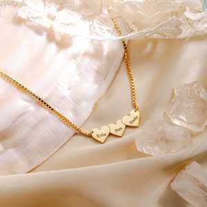 Nouveau <span class=keywords><strong>Collier</strong></span> Pendentif Cœur Tendance en Acier Inoxydable Plaqué Or 18K TD 2026 – Gravure Personnalisée de Plusieurs Noms – Bijou Cadeau <span class=keywords><strong>Personnalisé</strong></span> - Product Image 4