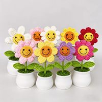 Tournesol en pot en laine crochetée à la main, fleur éternelle artificielle, style minimaliste moderne, pour bureau et maison
