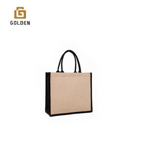 Vente en gros d'or Yute naturel Shopping toile de <span class=keywords><strong>jute</strong></span> fourre-tout sacs fourre-tout en <span class=keywords><strong>jute</strong></span> avec bouton sacs en <span class=keywords><strong>jute</strong></span> au Nigeria - Product Image 6