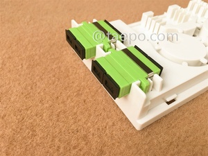 FTTH sợi chấm dứt hộp trong nhà 4 sợi với SC Adapter Tương thích với onu xpon GPON mạng quang đơn vị <span class=keywords><strong>Router</strong></span> mẫu miễn phí - Product Image 5