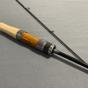 Canne à <span class=keywords><strong>pêche</strong></span> spinning ultra-sensible 5ft6 action légère FAST, poignée en liège, poignée fendue, blank en fibre de carbone, <span class=keywords><strong>pour</strong></span> <span class=keywords><strong>la</strong></span> <span class=keywords><strong>pêche</strong></span> à <span class=keywords><strong>la</strong></span> perche et à <span class=keywords><strong>la</strong></span> truite en lac. - Product Image 3