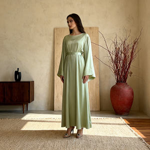 Abaya de Poliéster Satinado Personalizada al por Mayor de Alta Calidad para Mujeres Musulmanas, Vestido Elegante para Fiestas y Ocasiones - Product Image 4