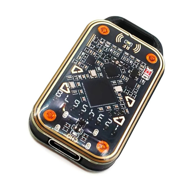 Chameleon Ultra V2.0 RFID Chip Reader Emulator 125Khz 13.56Mhz Card Decode NFC Duplicator Card Decode RFID Reader