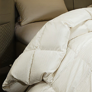 Couette en <span class=keywords><strong>duvet</strong></span> d'oie Jacquard de qualité supérieure Coton Blanc Fluffy Hotel Collection Toutes saisons Respirant Luxe <span class=keywords><strong>Duvet</strong></span> d'oie Couette Insert - Product Image 2