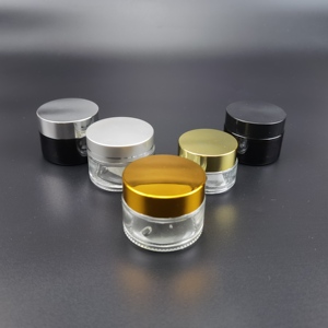 Tarros de crema de vidrio esmerilado listos para enviar con tapa color oro rosa, tarros vacíos para crema facial y crema para ojos, envases cosméticos sellados de varios tamaños. - Product Image 4