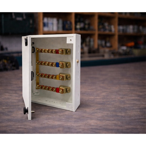 Caja de Distribución de Barras Colectoras de 4 Polos y 63A, de Cobre, para Uso Interior/Exterior, Modelo KK72, Proveedor de la India - Product Image 2