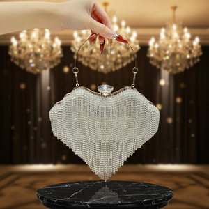 Pochette <span class=keywords><strong>à</strong></span> franges en cristal 2026 pour femme, sac de soirée élégant <span class=keywords><strong>à</strong></span> pompons, sac <span class=keywords><strong>à</strong></span> chaîne orné de diamants, sac <span class=keywords><strong>à</strong></span> main perlé et orné de strass - Product Image 1