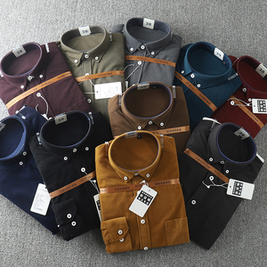 Mùa thu mới phong cách giản dị của nam giới dài tay áo sơ mi màu rắn cổ áo nút áo sơ mi Nam. - Product Image 4