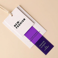 Étiquettes suspendues personnalisées écologiques de qualité supérieure pour vêtements, sacs et chaussures, en papier couché blanc crème, avec ruban satiné élégant, 300g-900g