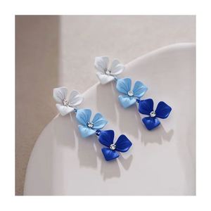 Factory Direct Sale Spray Paint Gradient <b>Blue</b> pink Color Flower Tassel <b>Earrings</b> with Diamond <b>Earrings</b> - Product Image 3