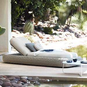 أثاث معدني خارجي بتصميم عصري بسيط، كرسي استلقاء شمسي مع حبال ووسادة قابلة للتعديل وقابلة للطي - Product Image 3