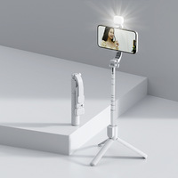 Z5S 0.9M Selfie Stick avec lumière Portable Mini Clip de téléphone Caméra sans fil Selfie Stick Trépied de bureau en direct pour la diffusion en direct
