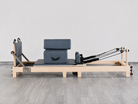 Reformer Pilates pliable en bois d’érable avec pieds réglables Machine de fitness professionnelle pour studio et maison