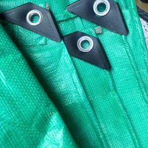 Bâche en PE robuste en rouleau, vente chaude en usine, couverture imperméable multi-usages personnalisée pour camions, remorques et équipements - Product Image 3